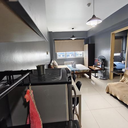 Bliss Staycation At Sea Residences By John Manila Exterior photo