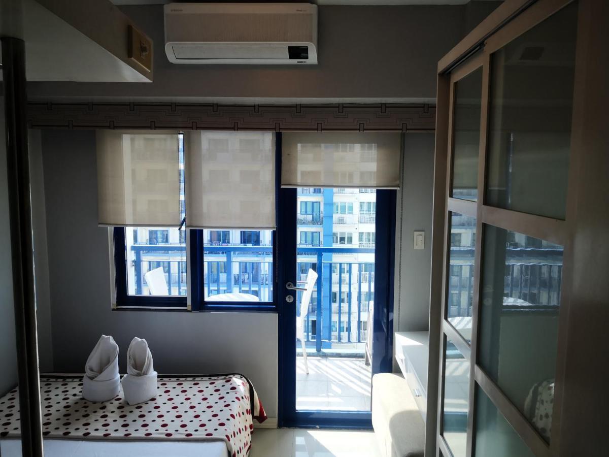 Bliss Staycation At Sea Residences By John Manila Exterior photo