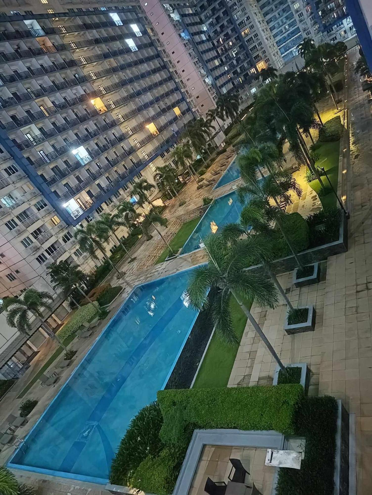 Bliss Staycation At Sea Residences By John Manila Exterior photo